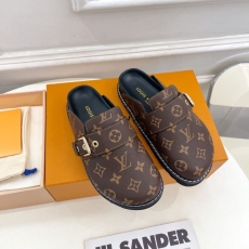 Louis Vuitton Slippers